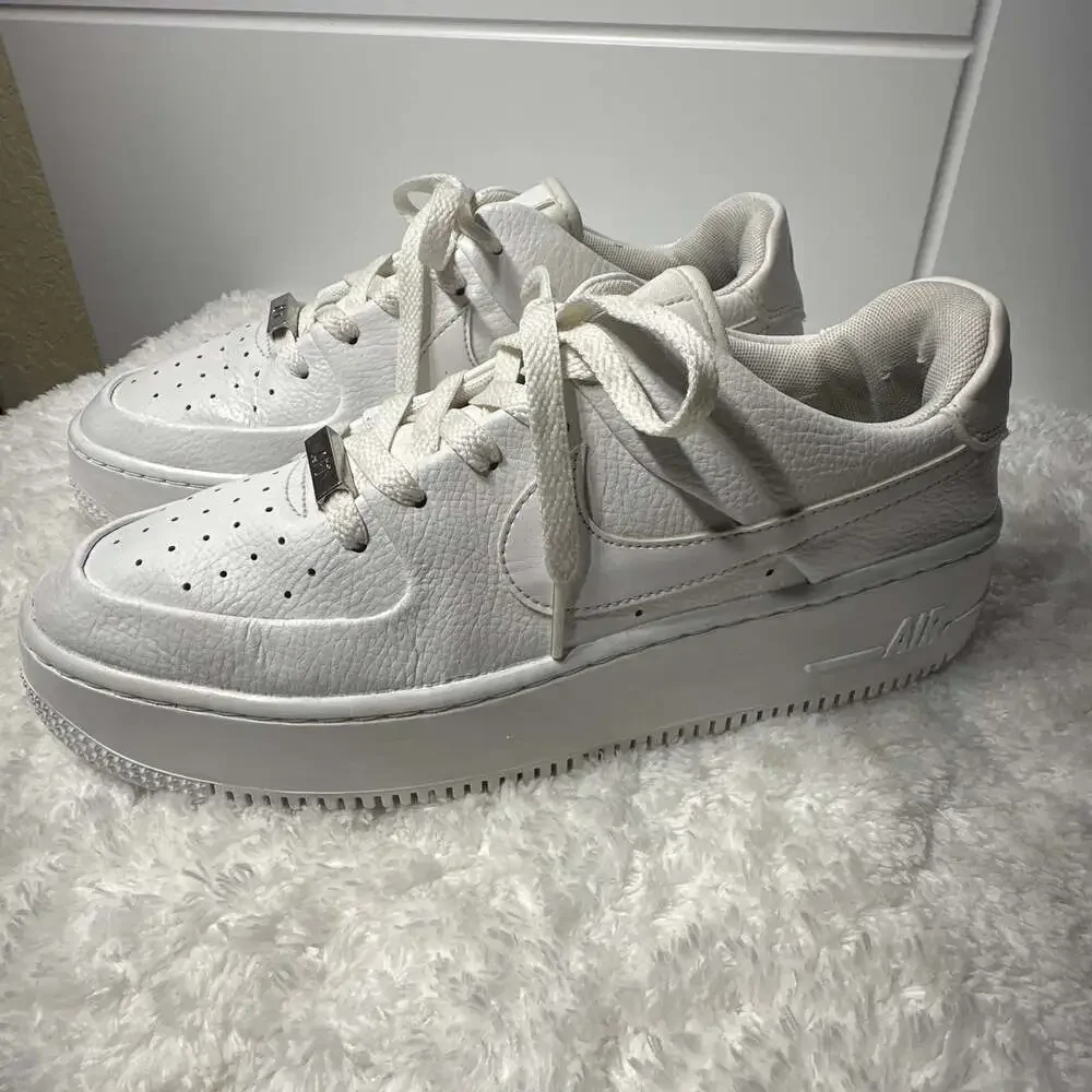 Nike Nike Air Force 1 Sage Low Triple White (Women's)